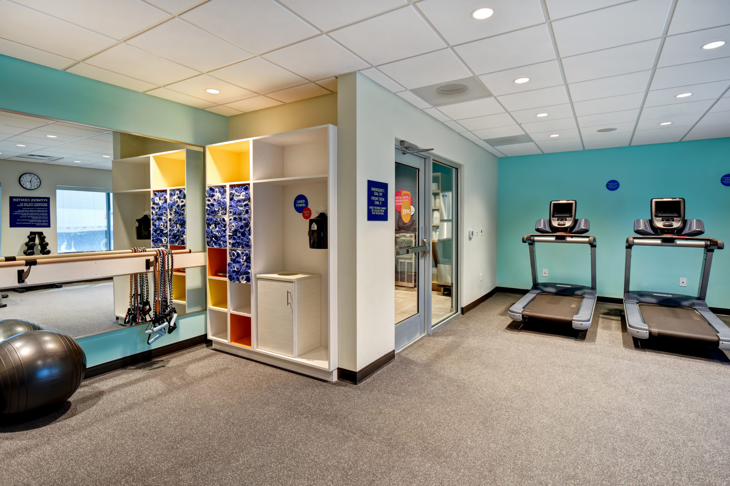 Tru by Hilton Raleigh-Durham Airport – Housepersons