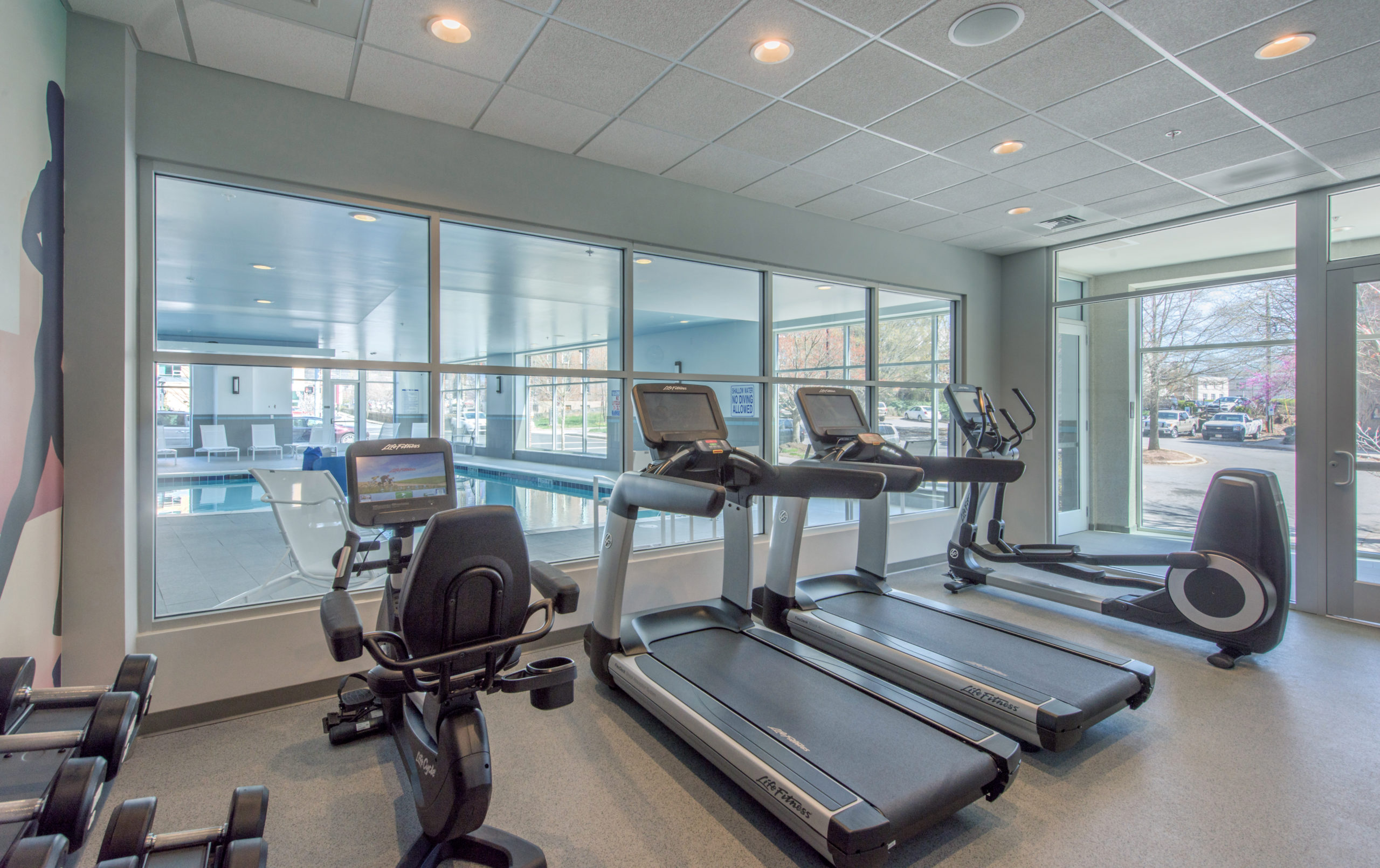 DoubleTree by Hilton Asheville Downtown – Housepersons